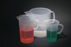 PITCHER 1000ml  PP GRADUATED